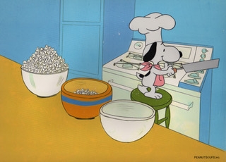 Snoopy Chef with pan